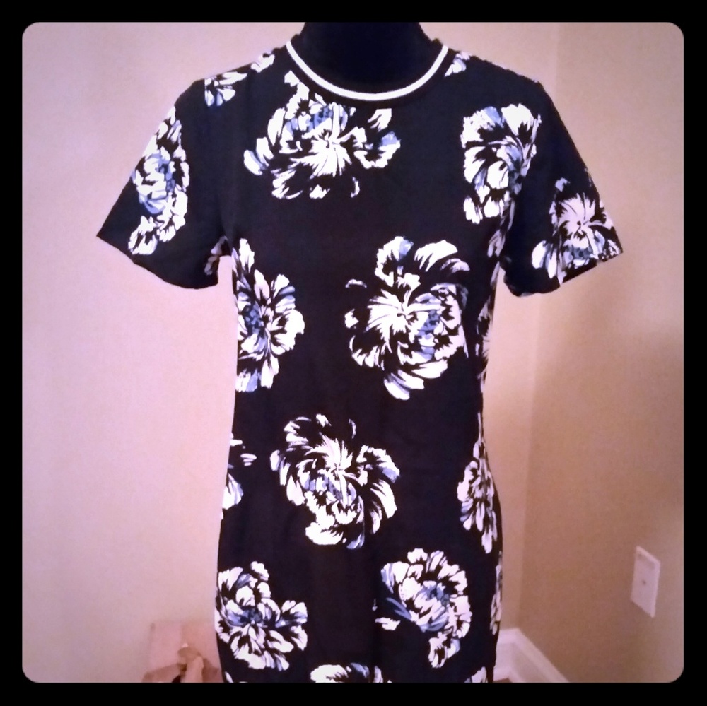 T-shirt dress